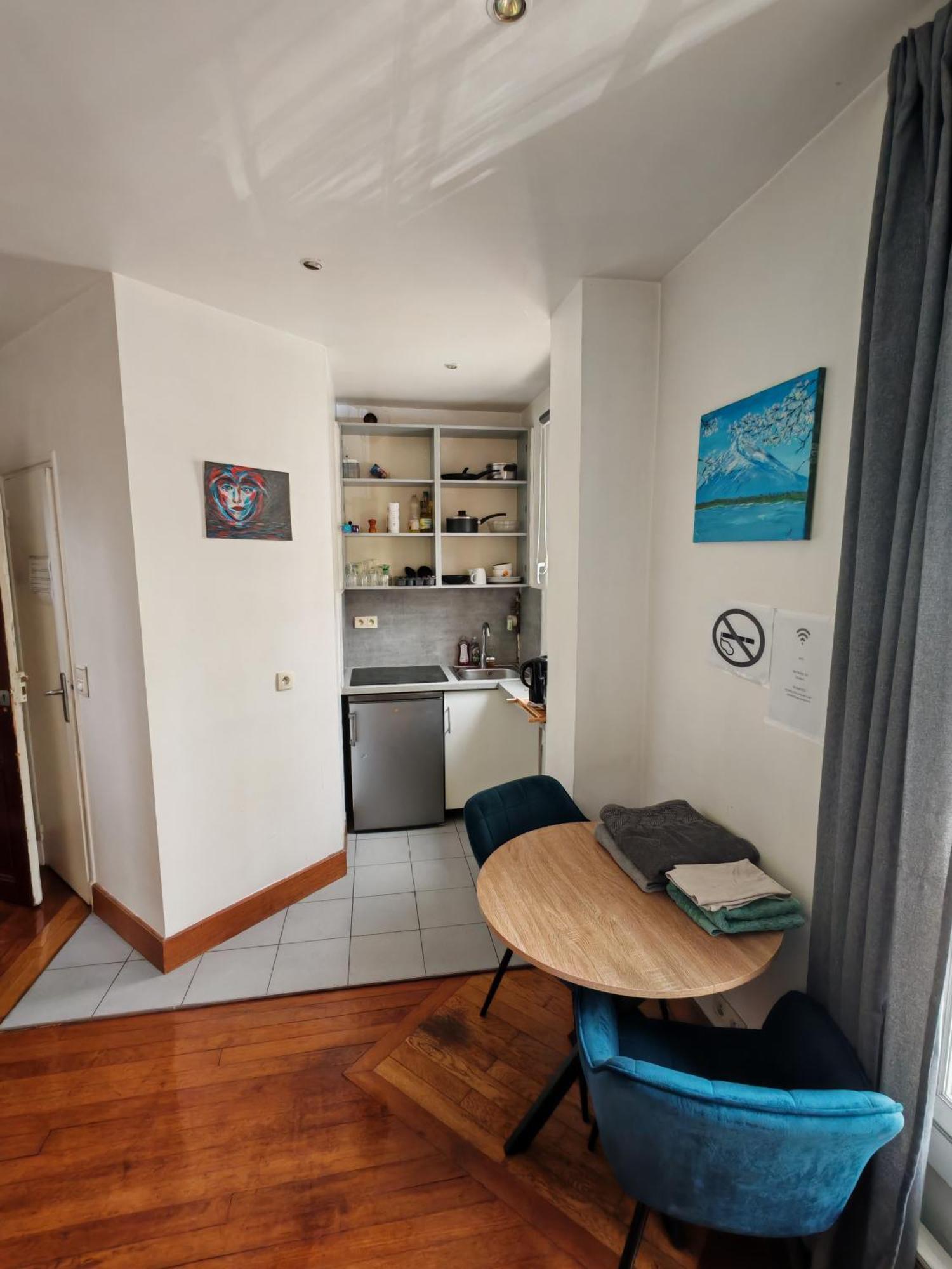 Studio Proche Paris Chaville Buitenkant foto